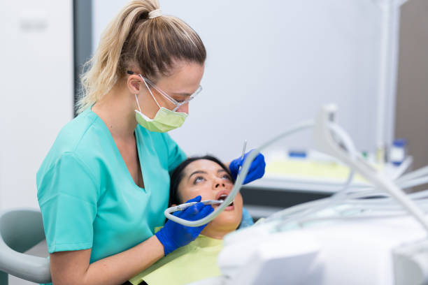 Best Emergency Wisdom Tooth Extraction in USA